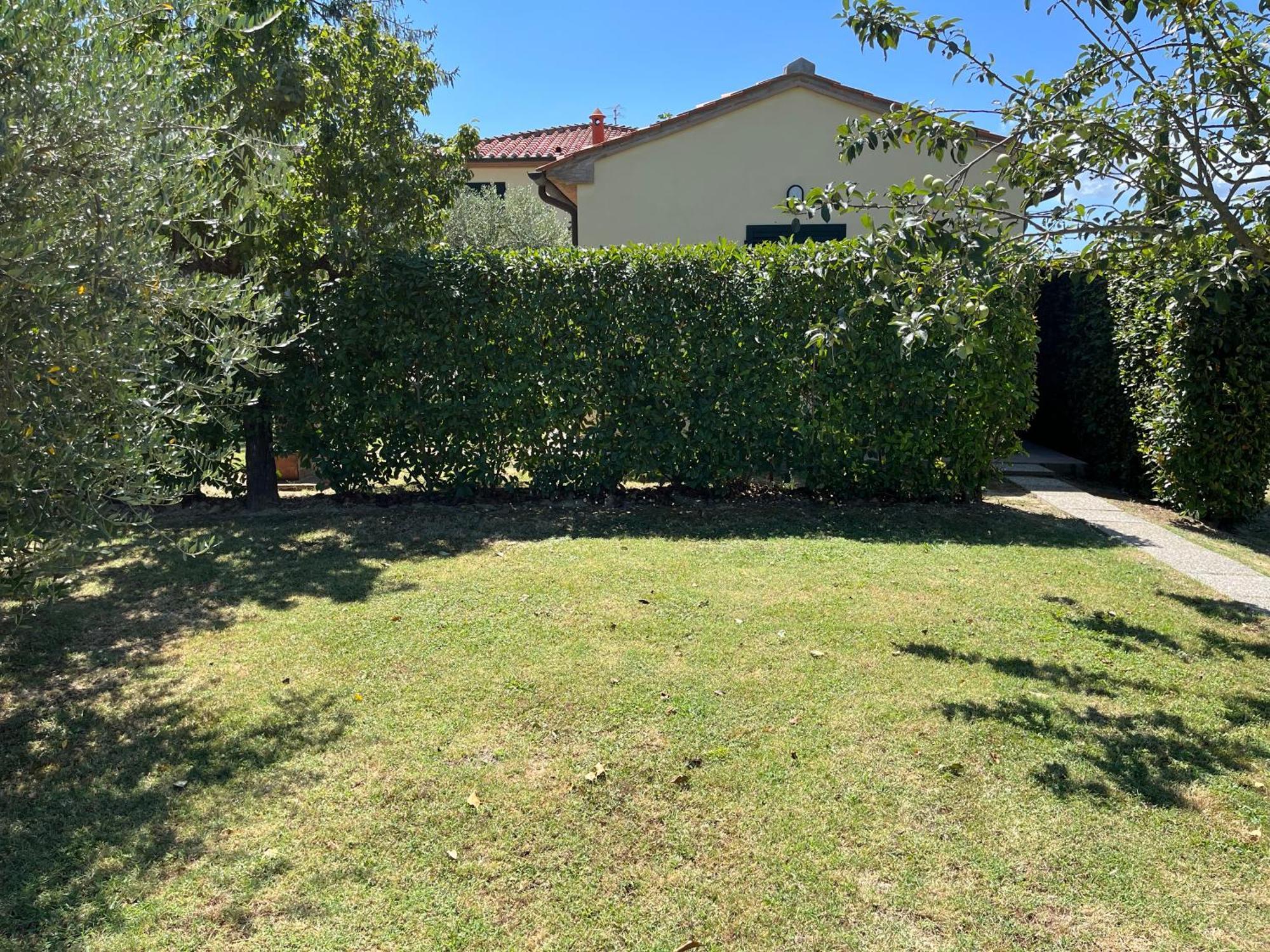 Holiday House La Rosa Terricciola Exterior foto